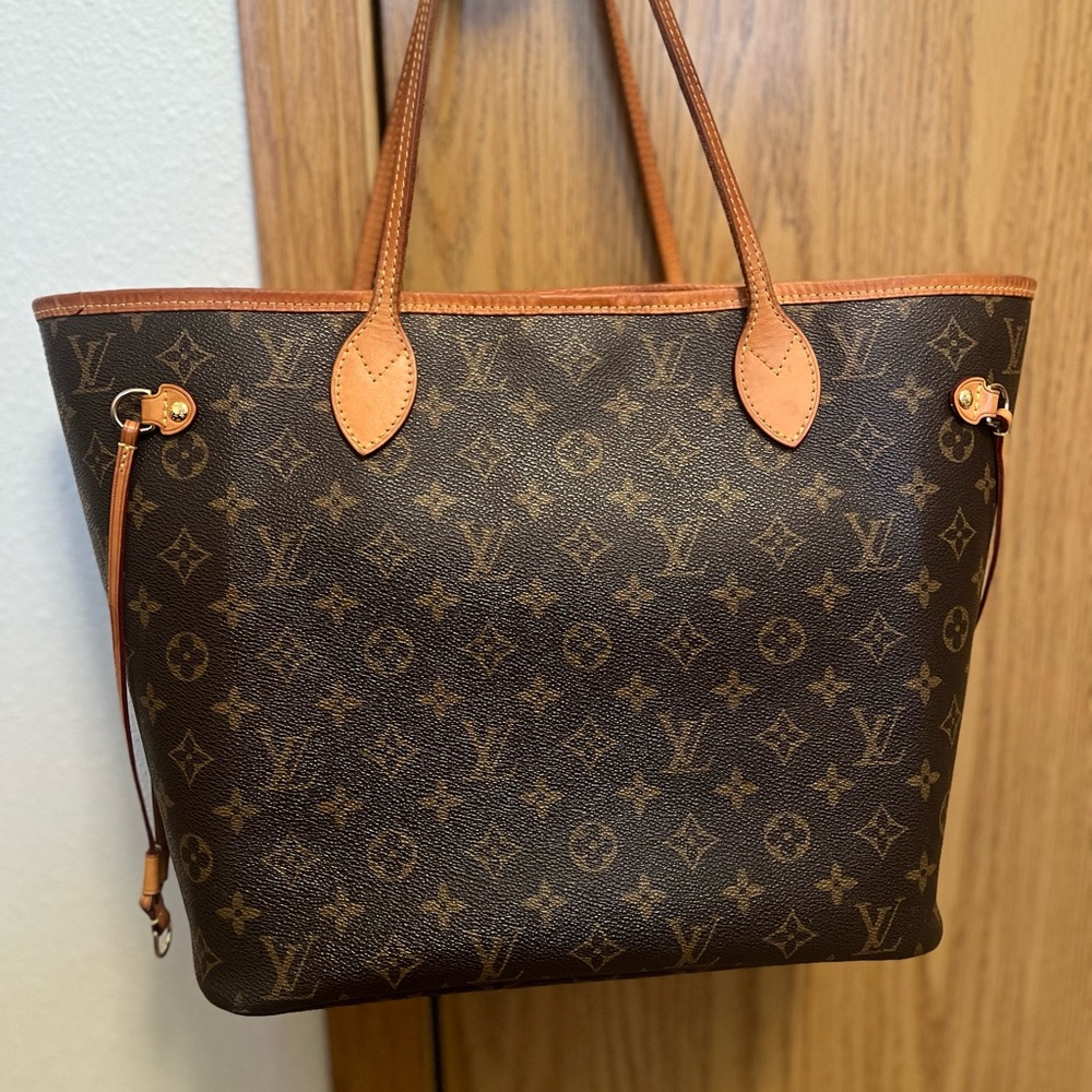 Louis Vuitton Neverfull MM